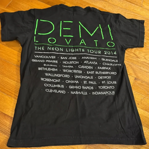 2014 Demi Lovato The Neon Lights Tour Concert T-Shirt Sz SMALL - Picture 3 of 3
